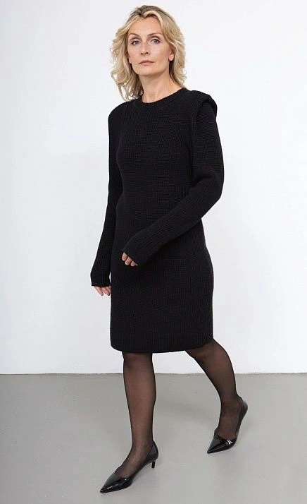 GRIOL. Платье жен. 360254.01303.8200N Чёрный GRIOL GRIOL. Платье жен. 360254.01303.8200N Чёрный